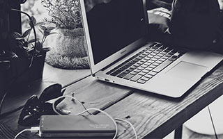 开运在线赛事平台-泪流不止去年辽篮季后赛被淘汰 韩德君就在直播时暗示将退役